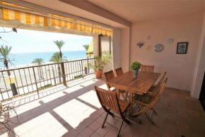 Гостиница MyFlats Mediterranean View  Кампельо